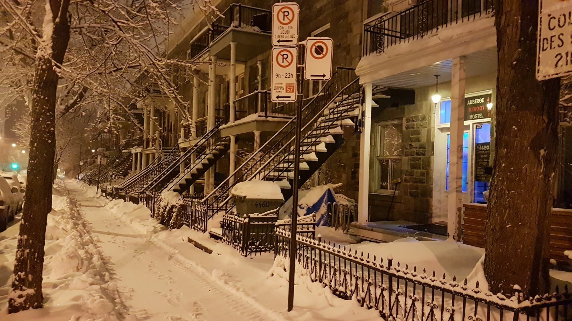 Auberge Reboot Hostel Montréal Exterior foto